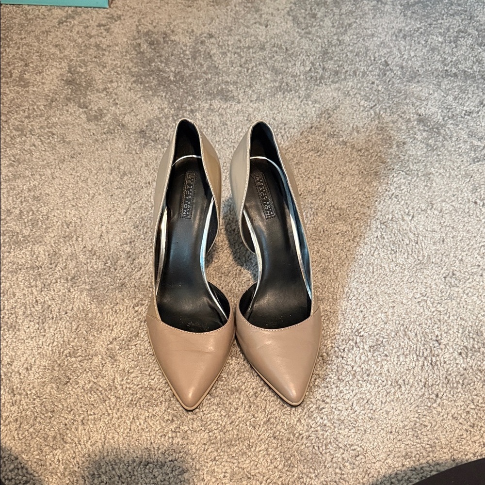 Kenneth Cole Reaction Taupe Pointed-Toe Heels